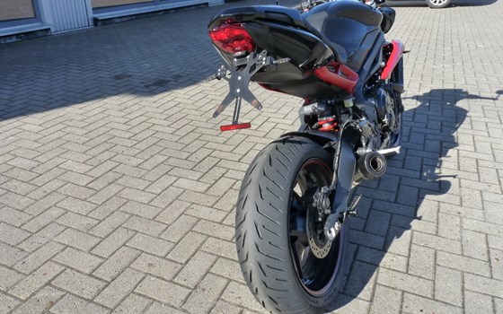 Gebrauchtmotorrad Triumph Street Triple - Bild 8
