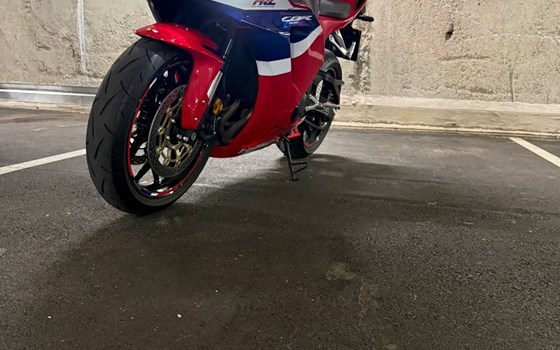 Gebrauchtmotorrad Honda CBR600RR - Bild 4