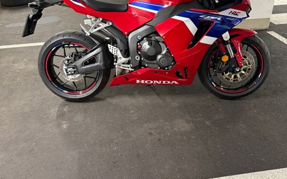 Gebrauchtmotorrad Honda CBR600RR - Bild 2