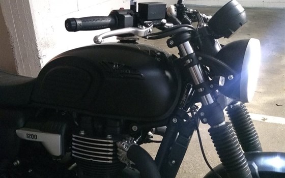 Gebrauchtmotorrad Brixton Cromwell 1200 - Bild 1