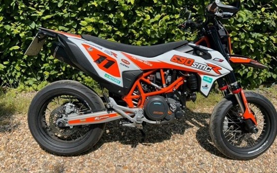 Gebrauchtmotorrad KTM 690 SMC R - Bild 2