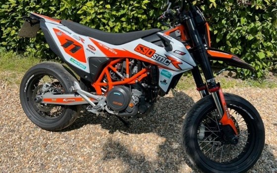 Gebrauchtmotorrad KTM 690 SMC R - Bild 5