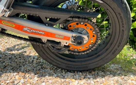 Gebrauchtmotorrad KTM 690 SMC R - Bild 8