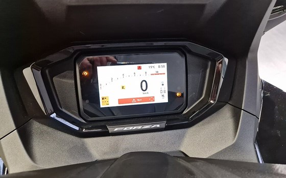Neufahrzeug Honda Forza 350 Special Edition - Bild 7