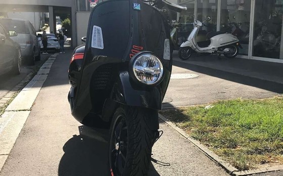 Neufahrzeug Vespa GTV 300 - Bild 4