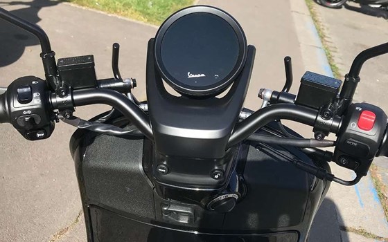 Neufahrzeug Vespa GTV 300 - Bild 5