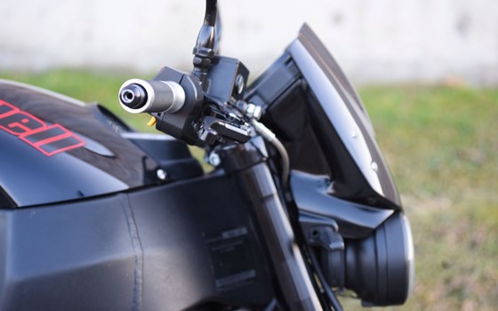 Gebrauchtmotorrad Buell Lightning Long XB 12 Ss - Bild 12