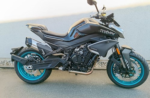 Neumotorrad CFMOTO 800NK Advanced