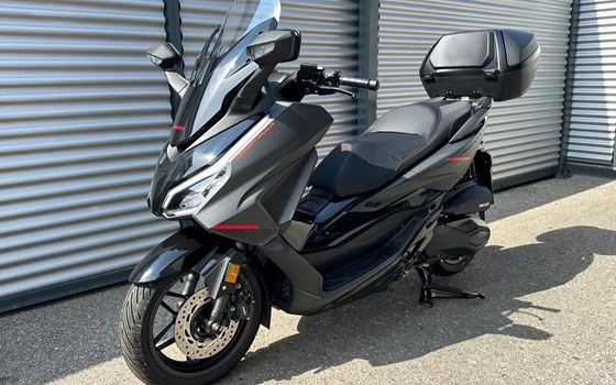 Gebrauchtmotorrad Honda Forza 350 Special Edition - Bild 1