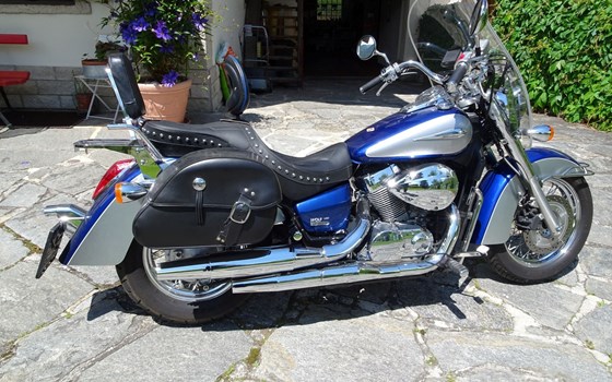 Gebrauchtmotorrad Honda VT 750 - Bild 2