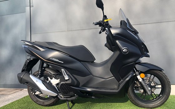 Gebrauchtmotorrad QJ Motor MTX 125 - Bild 3