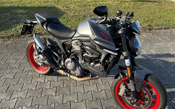 Gebrauchtmotorrad Ducati Monster + - Bild 3