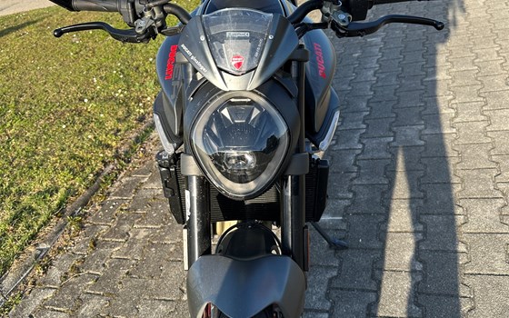 Gebrauchtmotorrad Ducati Monster + - Bild 5