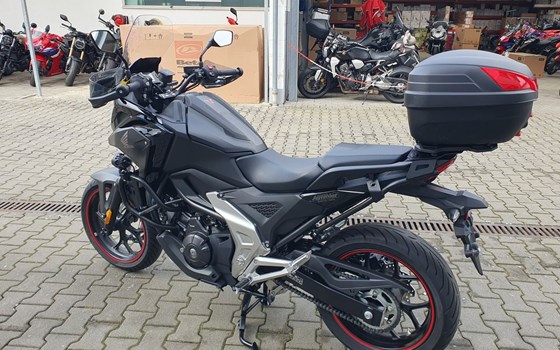 Gebrauchtmotorrad Honda NC750X DCT - Bild 10