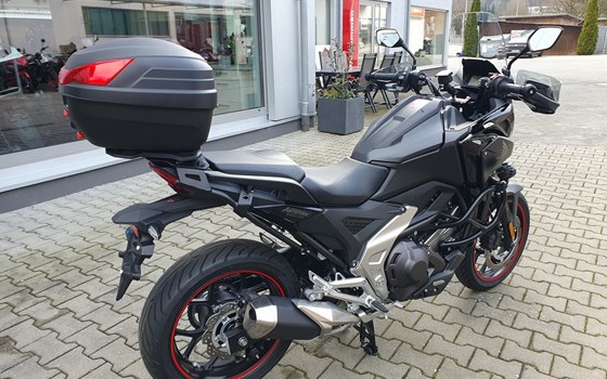 Gebrauchtmotorrad Honda NC750X DCT - Bild 6
