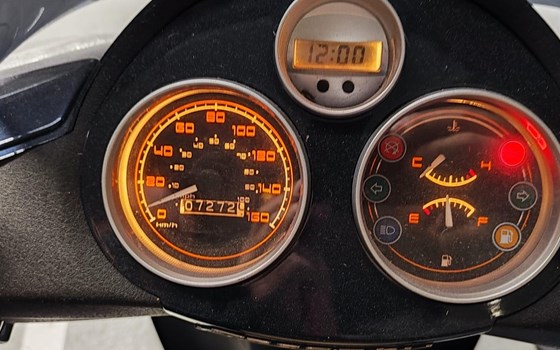 Gebrauchtmotorrad Piaggio Carnaby 125 - Bild 3