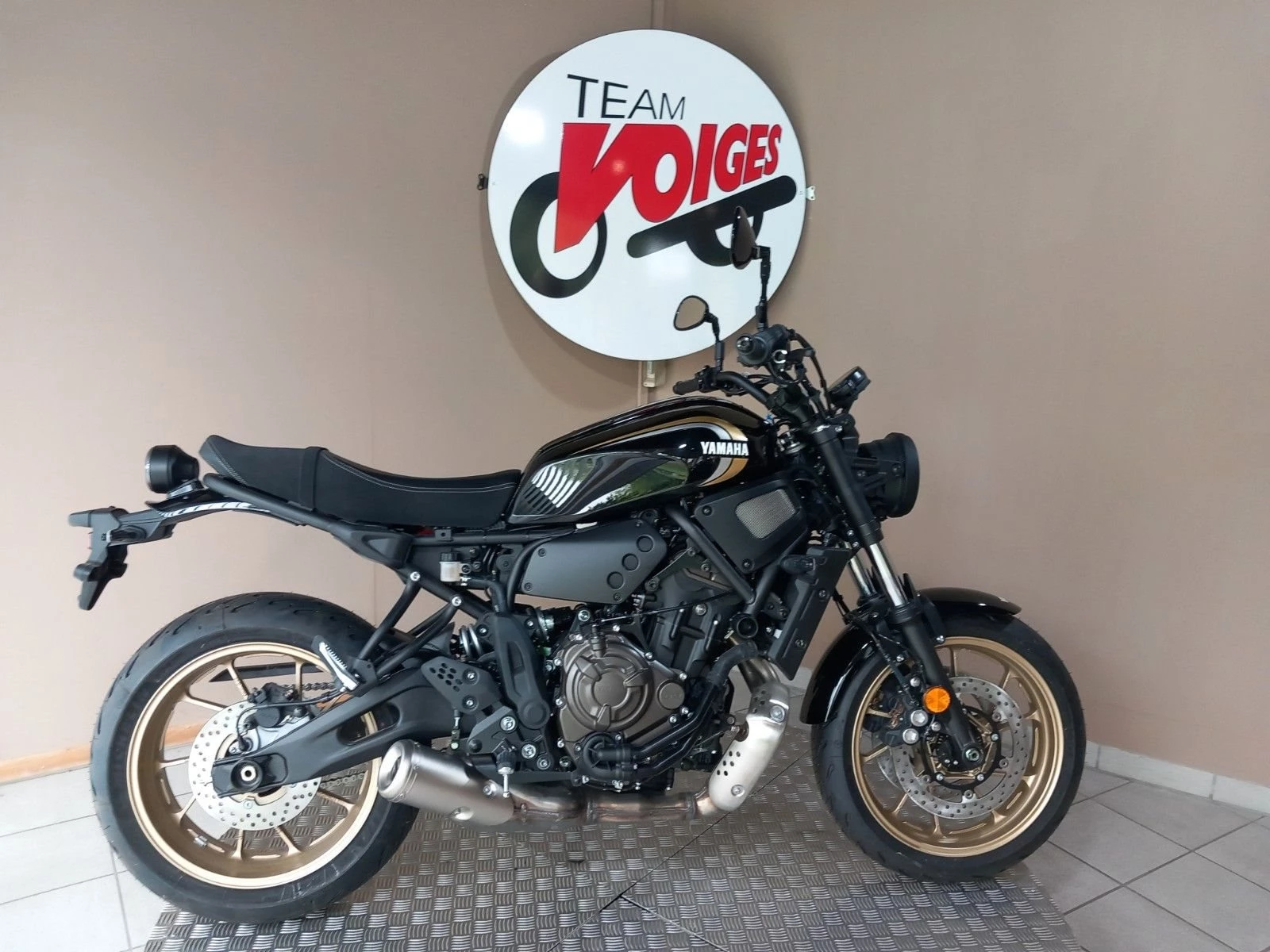 Yamaha XSR700 