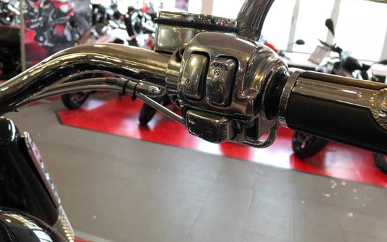 Gebrauchtmotorrad Harley-Davidson Touring Road King FLHR - Bild 16