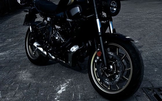 Gebrauchtmotorrad Yamaha XSR700 - Bild 2