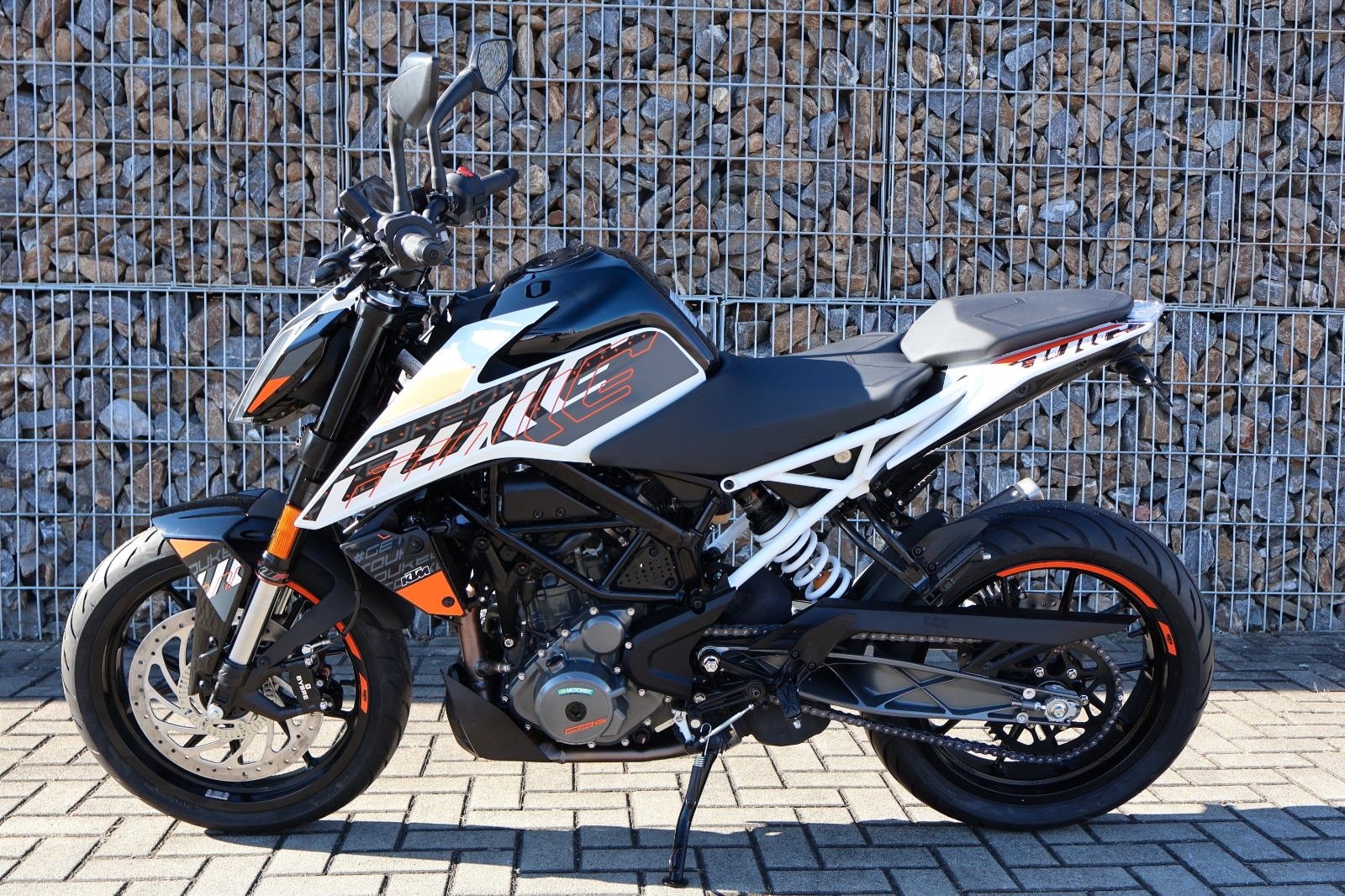KTM 390 Duke