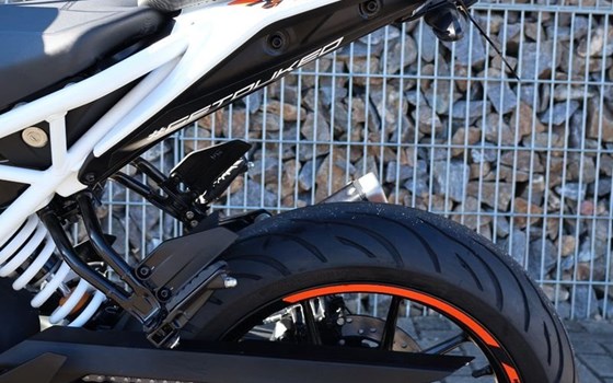 Neufahrzeug KTM 390 Duke - Bild 4