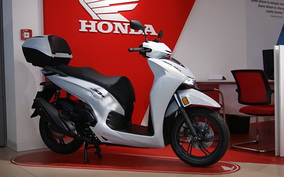 Neufahrzeug Honda SH350i - Bild 2