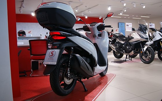 Neufahrzeug Honda SH350i - Bild 3