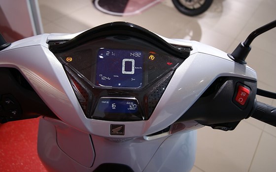 Neufahrzeug Honda SH350i - Bild 4