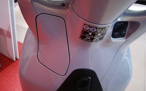 Neufahrzeug Honda SH350i - Bild 5