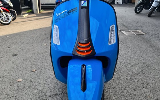 Gebrauchtmotorrad Vespa GTS 125 Super Sport - Bild 6