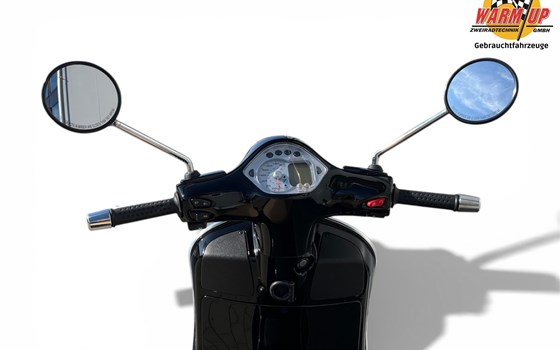 Gebrauchtmotorrad Vespa GTS 250 i.e. - Bild 7