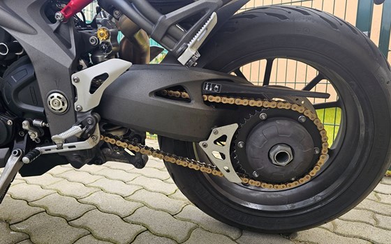 Gebrauchtmotorrad Triumph Speed Triple R - Bild 4