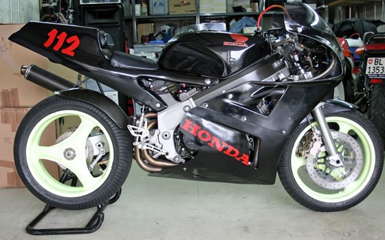 Gebrauchtmotorrad Honda VFR 750 R - Bild 3