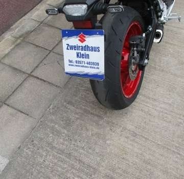 Gebrauchtmotorrad Suzuki GSX-8R - Bild 2