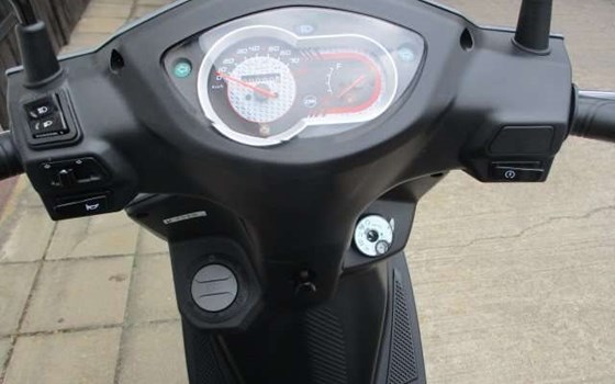 Neufahrzeug Sym Mask 50 - Bild 5