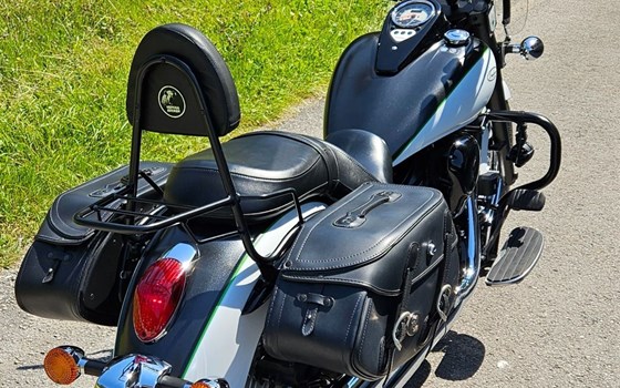 Gebrauchtmotorrad Kawasaki VN 900 Classic - Bild 2