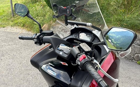 Gebrauchtmotorrad Honda Integra - Bild 10