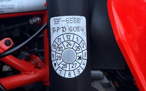 Gebrauchtmotorrad KTM 390 Duke - Bild 4