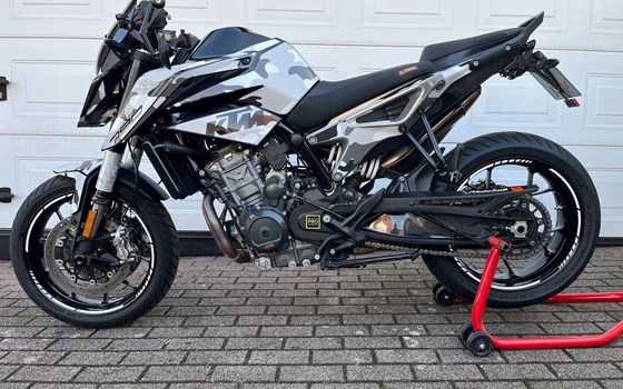 Gebrauchtmotorrad KTM 790 Duke - Bild 2