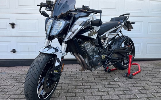 Gebrauchtmotorrad KTM 790 Duke - Bild 4