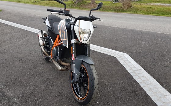 Gebrauchtmotorrad KTM 690 Duke - Bild 3
