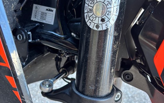 Gebrauchtmotorrad KTM 890 Duke - Bild 12