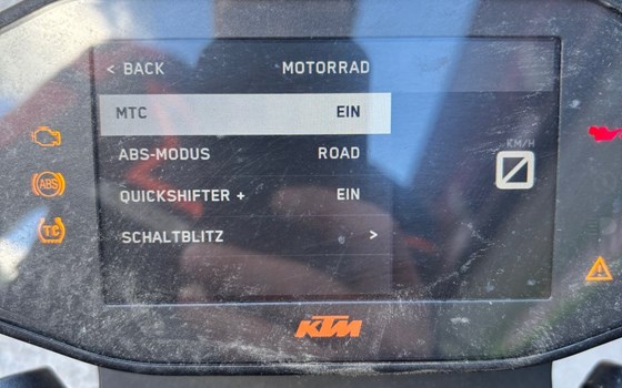 Gebrauchtmotorrad KTM 890 Duke - Bild 9