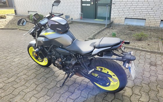 Gebrauchtmotorrad Yamaha MT-07 - Bild 2