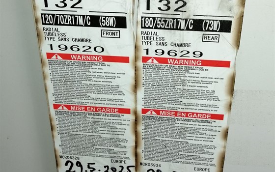 Gebrauchtmotorrad Aprilia Dorsoduro 900 - Bild 6