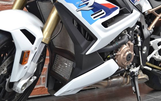 Gebrauchtmotorrad BMW S 1000 R - Bild 6