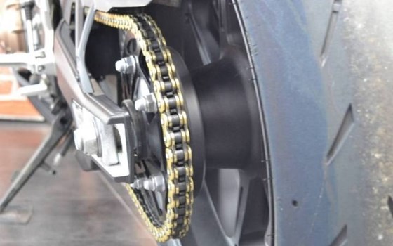 Gebrauchtmotorrad BMW S 1000 R - Bild 8