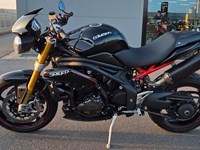 Gebrauchtmotorrad Triumph Speed Triple R