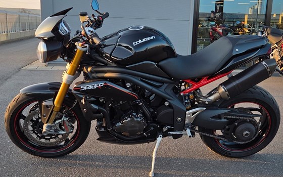 Gebrauchtmotorrad Triumph Speed Triple R - Bild 1