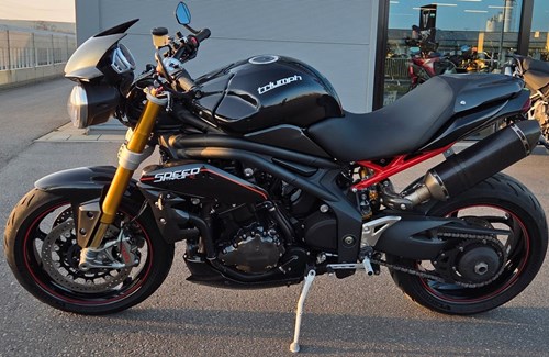 Gebrauchtmotorrad Triumph Speed Triple R